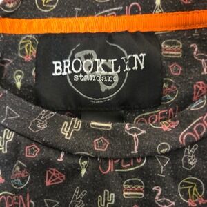 Brooklyn Standard Mens Black Neon Flamingo Open Sign Graphic T-Shirt Medium